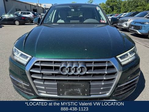 Used 2019 Audi Q5 2.0T Premium Plus w/ Premium Plus Package AWD/4WD image 2