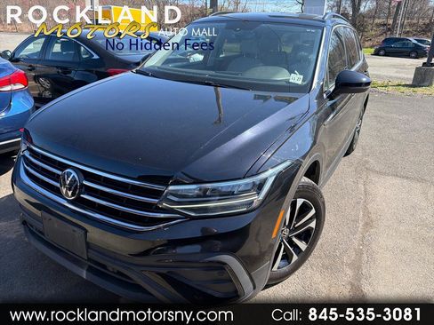 Used 2023 Volkswagen Tiguan S image 1