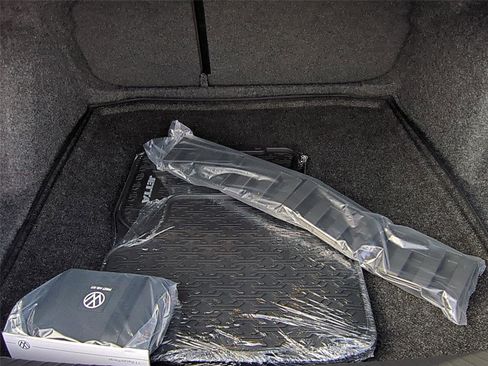 New 2026 Volkswagen Jetta SE image 21