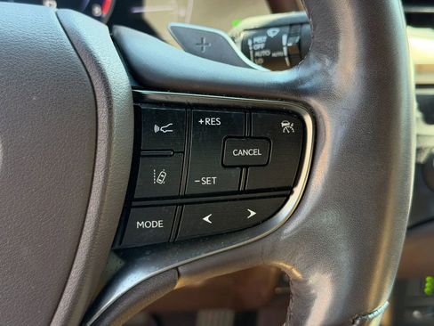 Used 2019 Lexus ES 350 w/ Accessory Package 2 FWD image 41