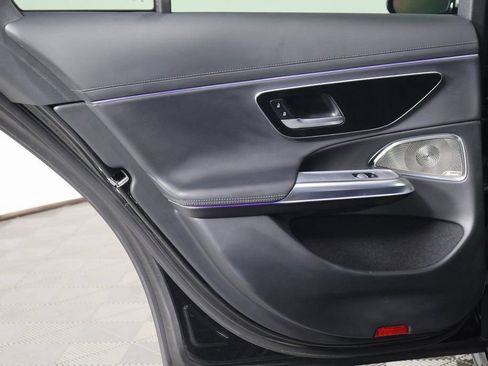 Used 2024 Mercedes-Benz E 350 4MATIC Sedan image 13