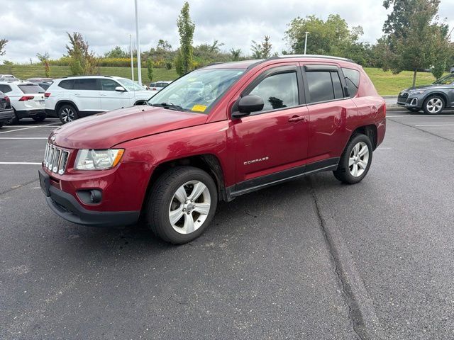 Used 2013 Jeep Compass Sport FWD image 27