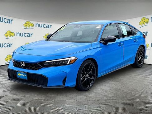 Used 2025 Honda Civic Sport image 3