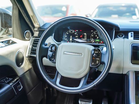 Used 2022 Land Rover Range Rover Sport HSE Silver Edition image 16