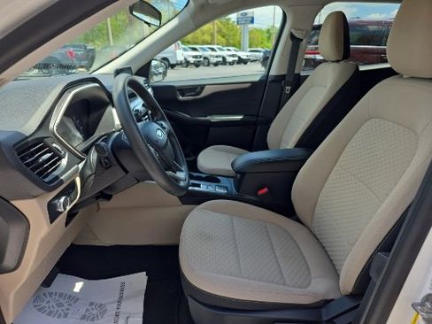 Certified 2022 Ford Escape SE FWD image 6