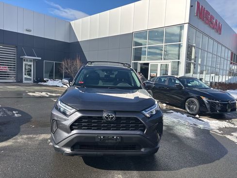 Used 2023 Toyota RAV4 XLE w/ Convenience Package image 2