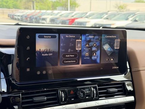 New 2026 Nissan Pathfinder Platinum AWD/4WD image 20