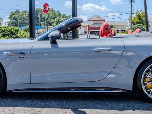 Used 2022 Mercedes-Benz SL 63 AMG 4MATIC image 24
