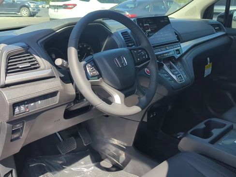 New 2026 Honda Odyssey EX-L image 3