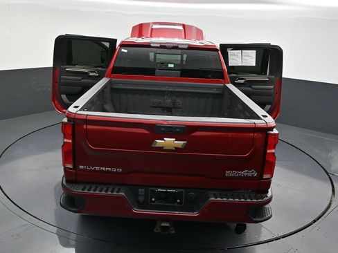 Used 2024 Chevrolet Silverado 2500 High Country w/ High Country Premium Package image 36