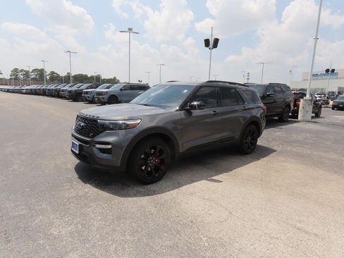 Certified 2023 Ford Explorer ST w/ Equipment Group 401A AWD/4WD image 2