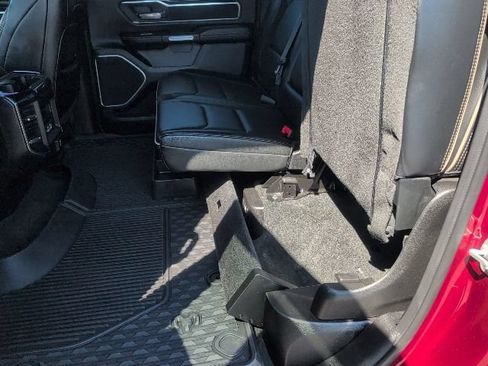 Used 2022 RAM 1500 Laramie AWD/4WD image 45