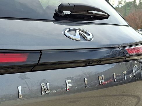 Used 2025 INFINITI QX60 Luxe w/ Vision Package image 32