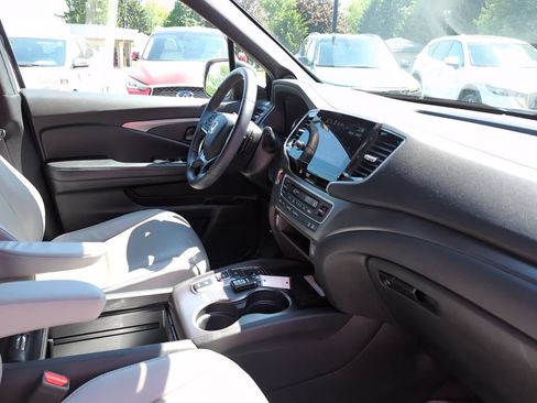 Used 2023 Honda Passport EX-L image 8