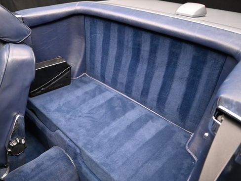 Used 1987 Mercedes-Benz 560 SL image 11