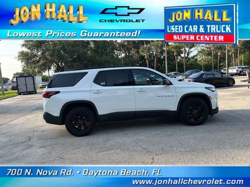 Used 2022 Chevrolet Traverse LS w/ Midnight/Sport Edition FWD image 11