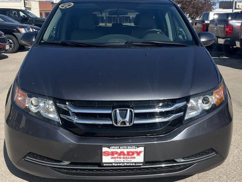 Used 2017 Honda Odyssey SE image 5