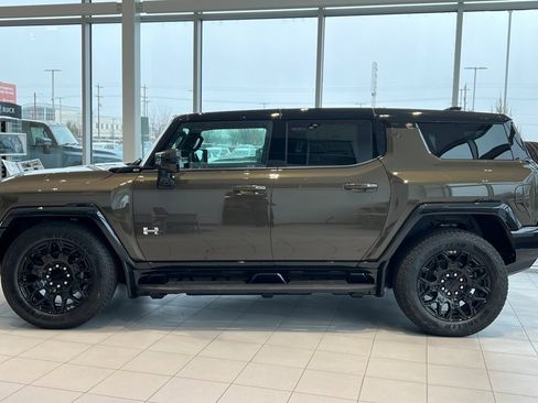 New 2025 GMC Hummer EV 2X image 3