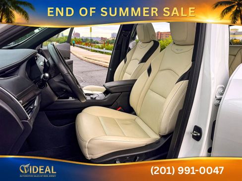 Used 2023 Cadillac XT4 Sport AWD/4WD image 16
