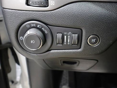 Used 2022 Jeep Cherokee Latitude Lux AWD/4WD image 31