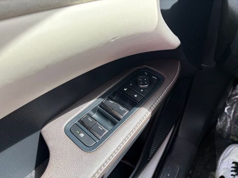 Used 2023 Lexus RX 350 w/ Accessory Package (Z1) AWD/4WD image 23