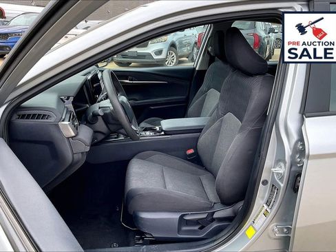 Used 2025 Toyota Camry LE FWD image 25