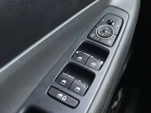 Used 2023 Hyundai Santa Fe SEL w/ Winter Weather Package FWD image 12