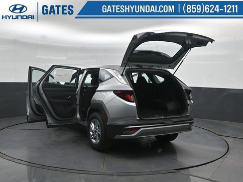 New 2026 Hyundai Tucson SE FWD image 55
