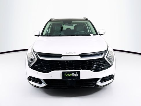 Used 2025 Kia Sportage SX image 2