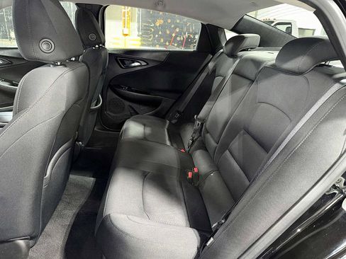 Used 2018 Chevrolet Malibu LT image 17