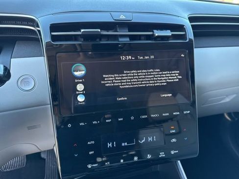 Certified 2023 Hyundai Tucson Limited image 6