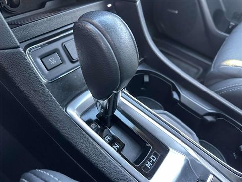 Used 2023 Subaru Ascent Limited w/ Technology Package image 32