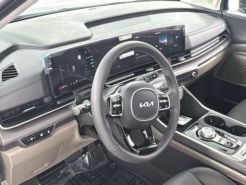 New 2026 Kia Carnival SX image 38