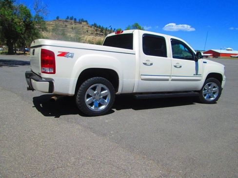 Used 2013 GMC Sierra 1500 SLT AWD/4WD image 3