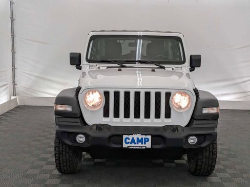 Used 2021 Jeep Wrangler Unlimited Islander image 9