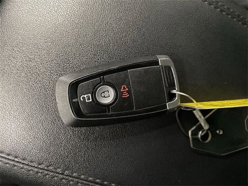 Used 2023 Ford Edge SEL image 31