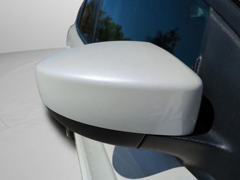 Used 2019 Ford Escape SEL image 11