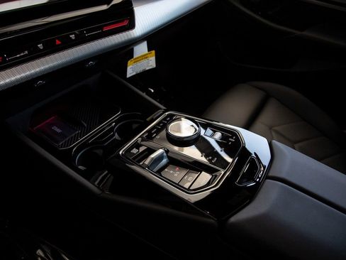 Certified 2026 BMW 530i w/ M Sport Package image 19