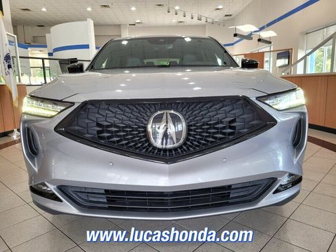 Used 2022 Acura MDX A-Spec image 2