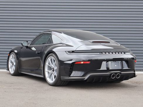 Used 2026 Porsche 911 GT3 RWD image 3