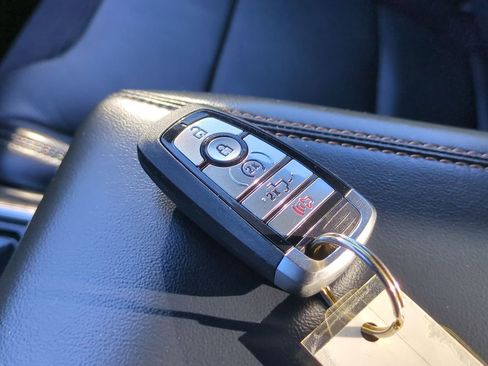 Used 2023 Ford F150 Raptor image 39