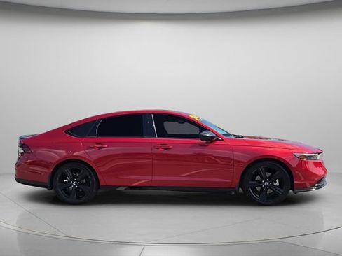 Used 2024 Honda Accord Sport image 9