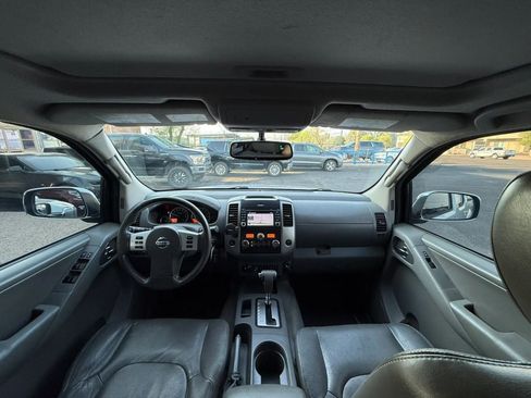Used 2013 Nissan Frontier SL w/ Moonroof Pkg AWD/4WD image 44