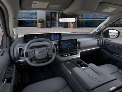 New 2026 Ford Expedition Max Active RWD image 9
