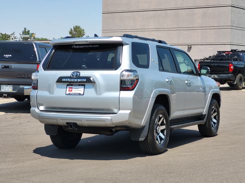 Certified 2024 Toyota 4Runner TRD Off-Road Premium AWD/4WD image 3