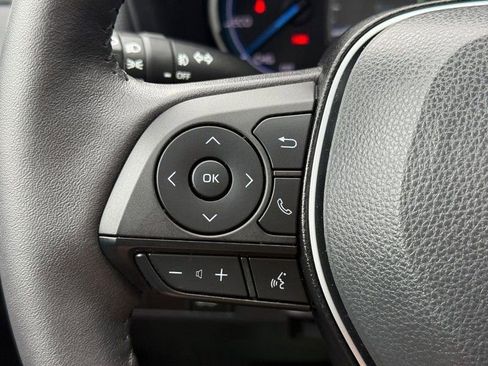 Used 2023 Toyota RAV4 XLE Premium image 20