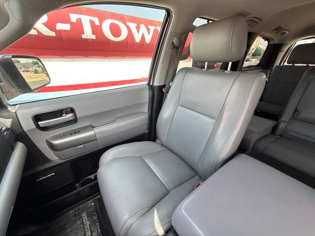 Used 2017 Toyota Sequoia Limited RWD image 14