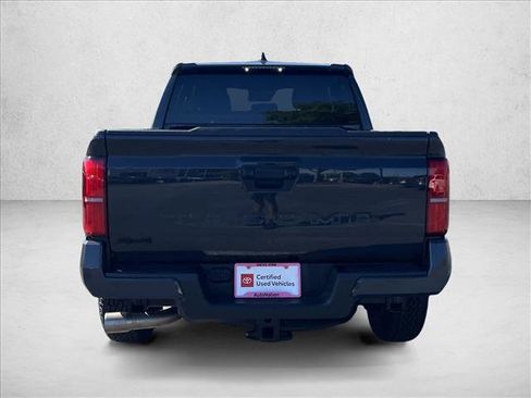 Certified 2025 Toyota Tacoma TRD Off-Road AWD/4WD image 7