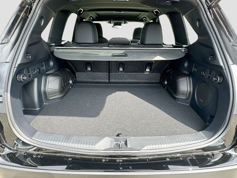 New 2026 Subaru Forester Touring AWD/4WD image 32