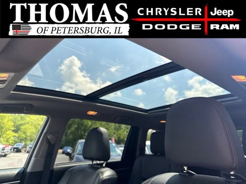Used 2015 Toyota Highlander Limited Platinum AWD/4WD image 23